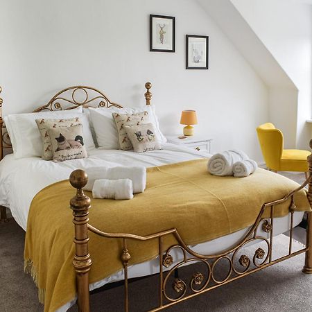 The End Hoose Villa Whitsome Bagian luar foto