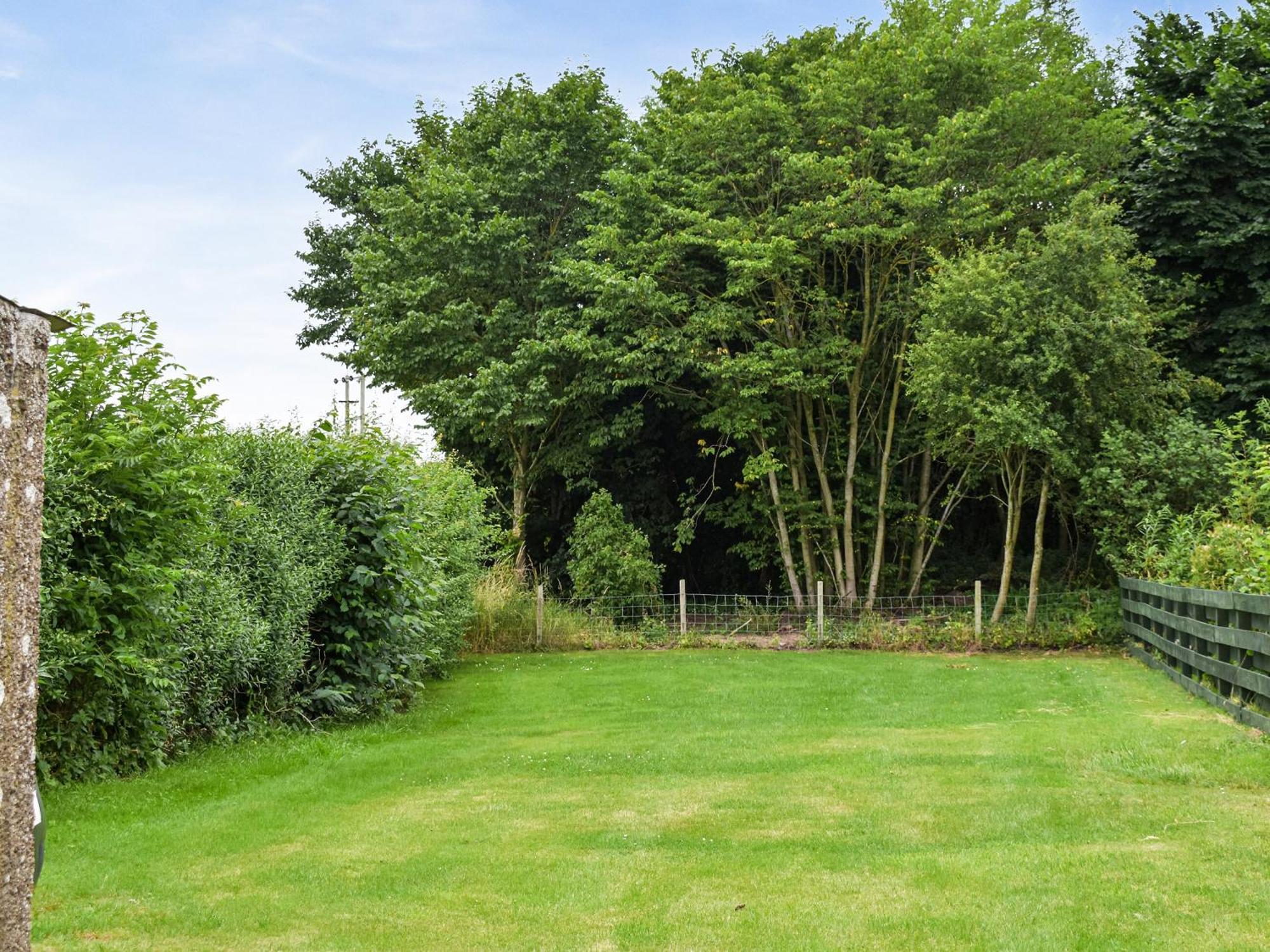 The End Hoose Villa Whitsome Bagian luar foto